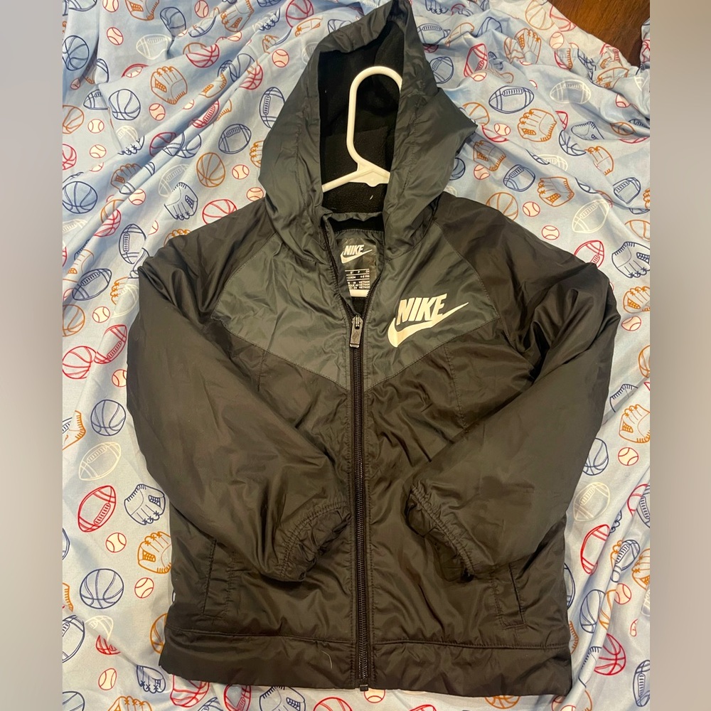 Black Nike Fleece Lined Wind Breaker size 5